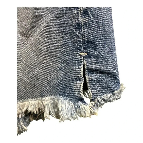 NWT Edwin Denim 7” CAI Short In Color Viva | Size 34 - Picture 4 of 9